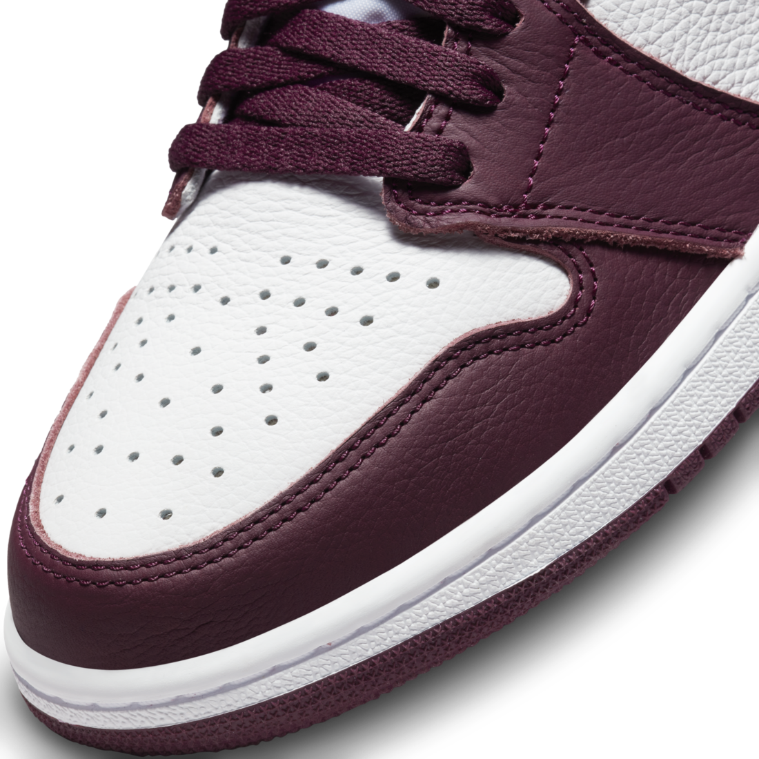 Air Jordan 1 Retro High OG Bordeaux