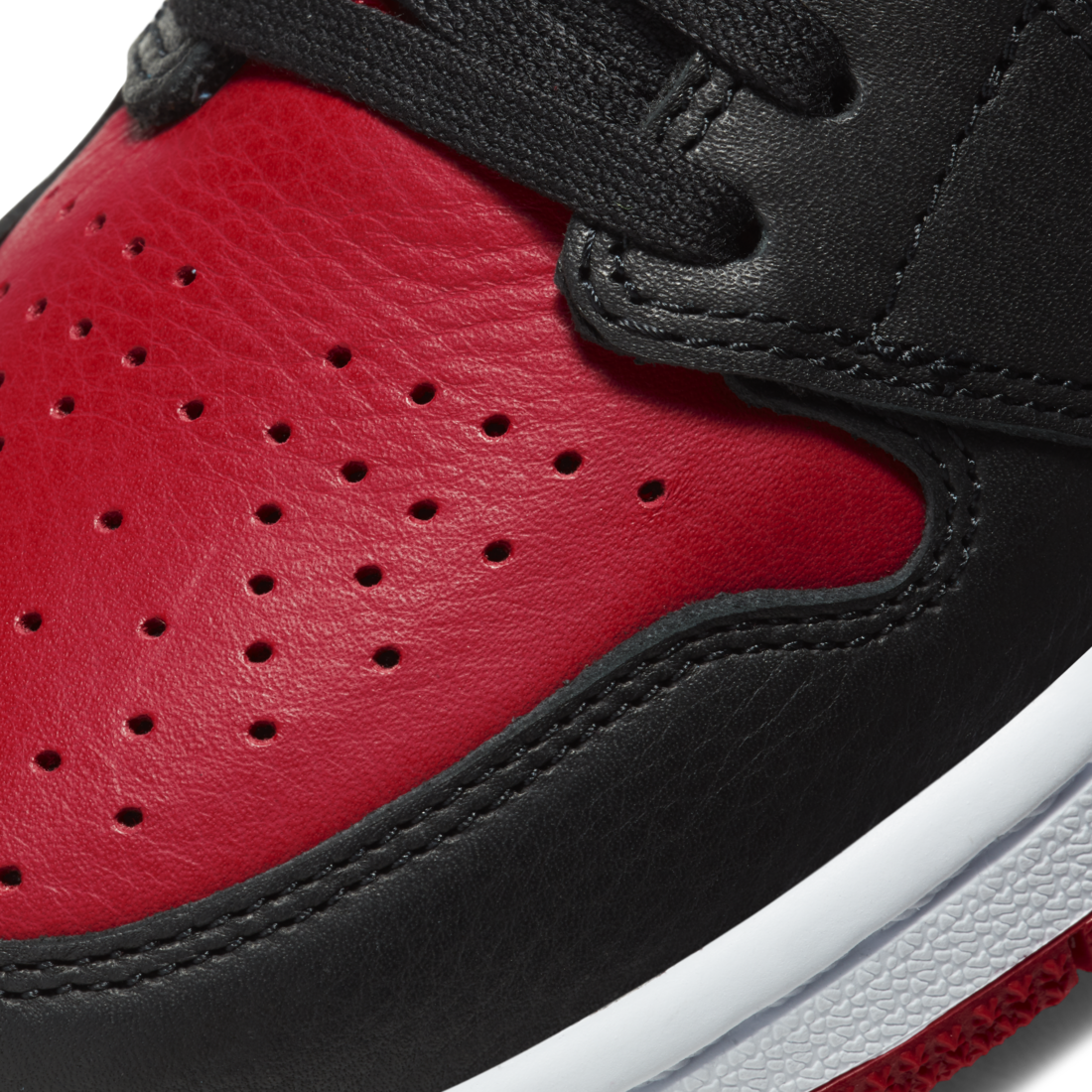 Jordan 1 Retro High NC to Chi