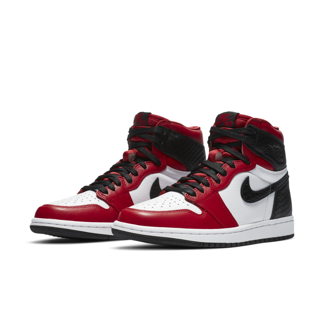 Air Jordan 1 Retro High Satin Snake Chicago