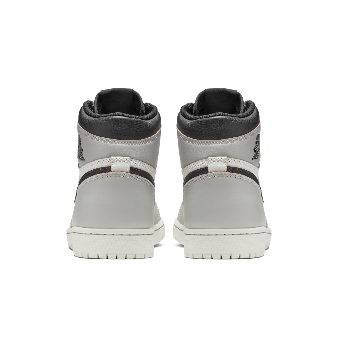 Air Jordan 1 Retro High OG Defiant SB NYC to Paris