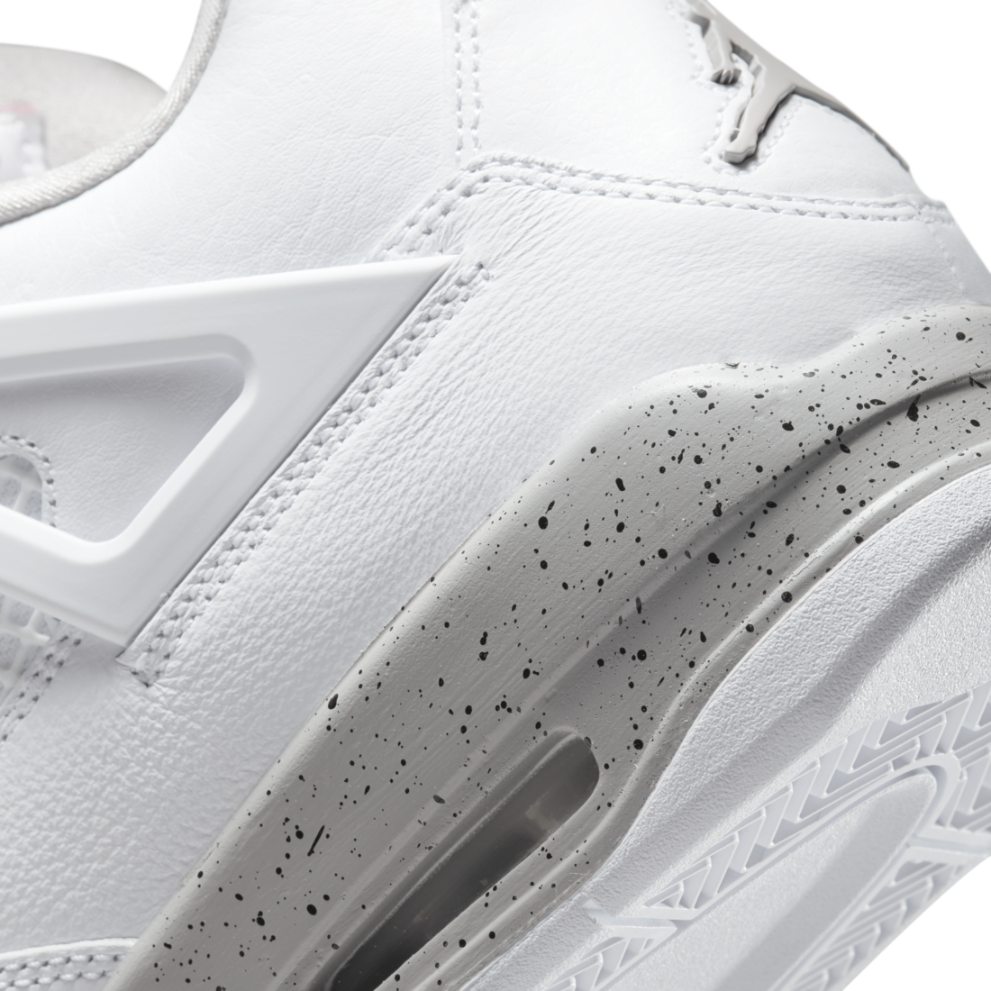 Jordan 4 Retro White Oreo (2021)