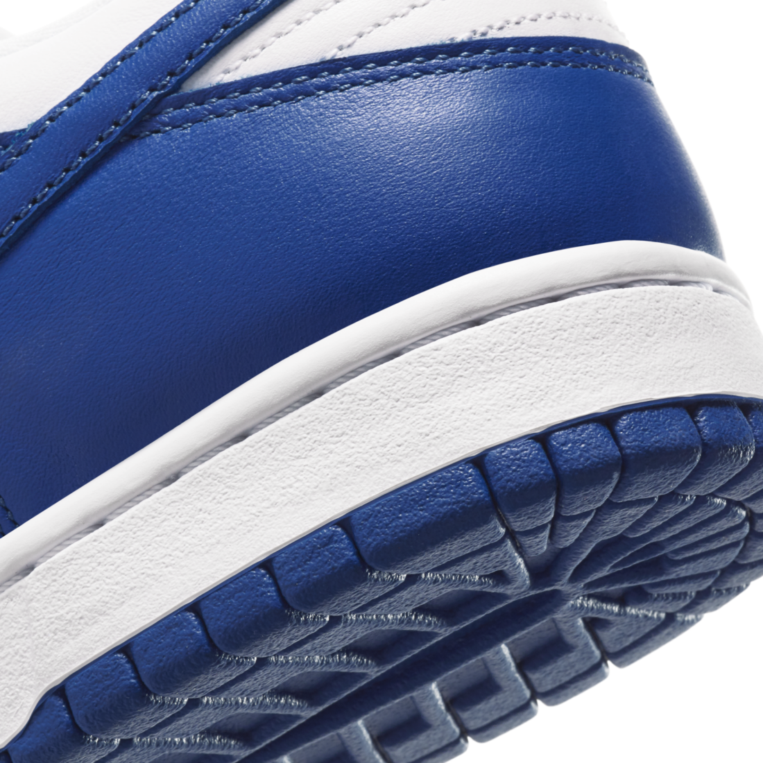 Nike Dunk Low SP Kentucky