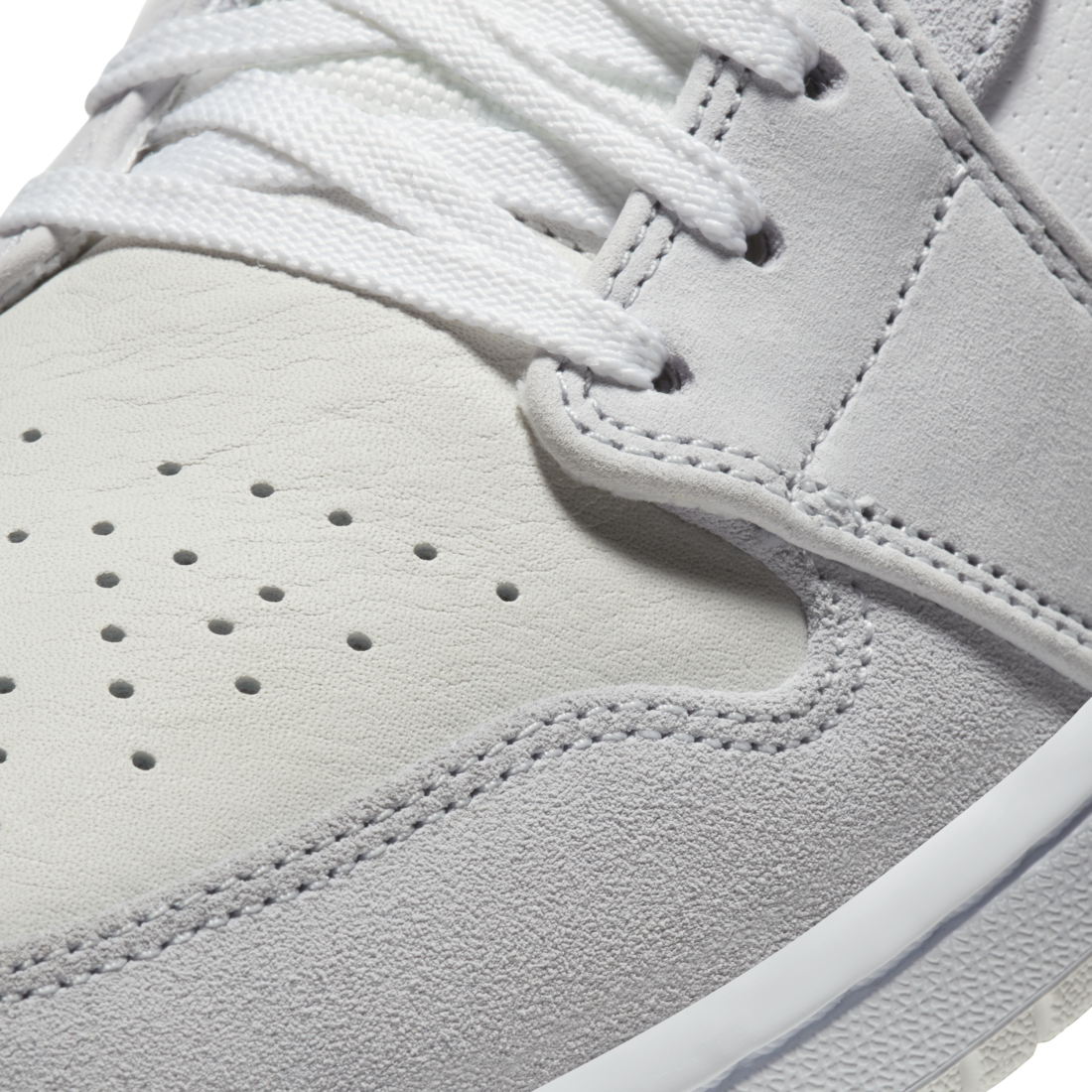 Air Jordan 1 Low Paris