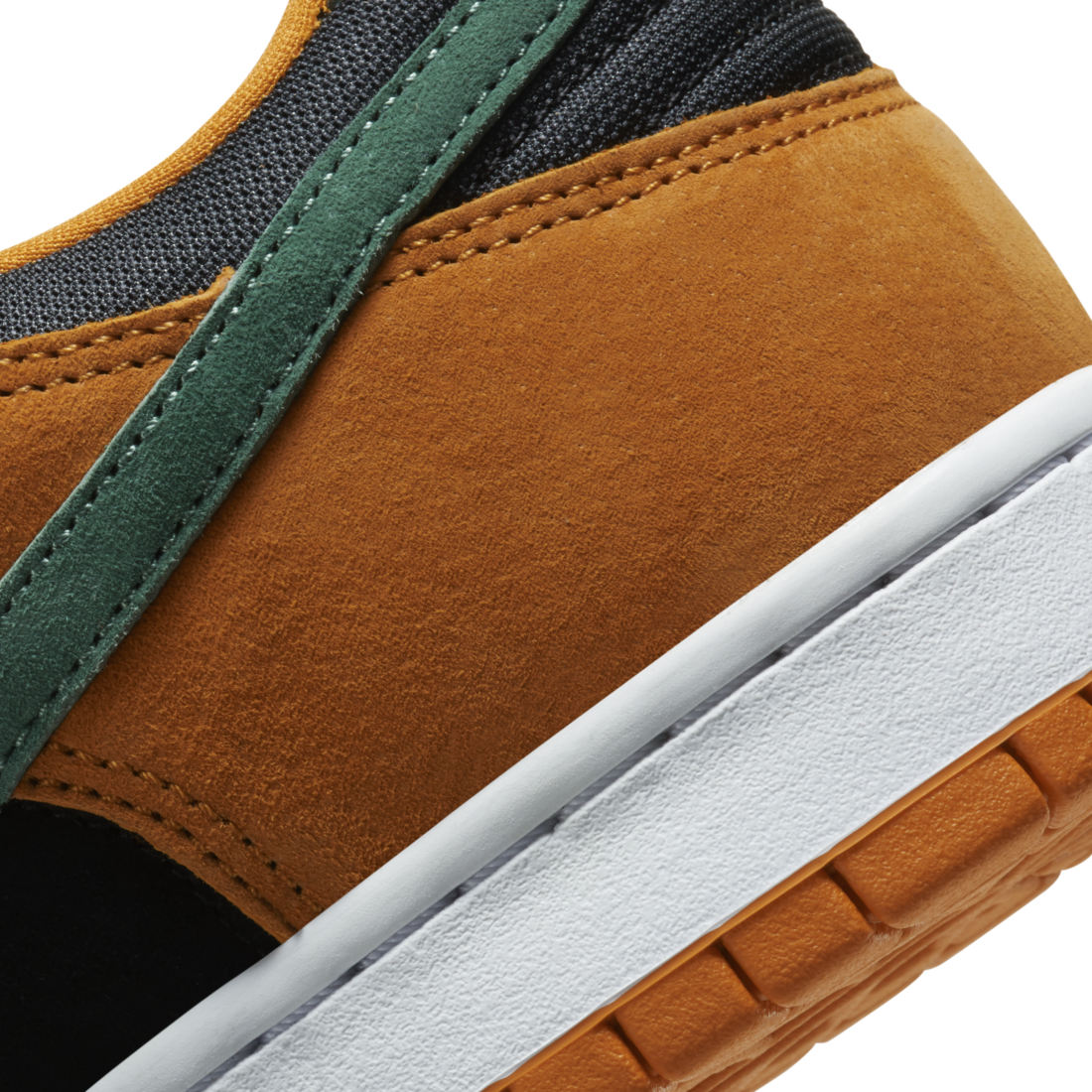 Nike Dunk Low Ceramic