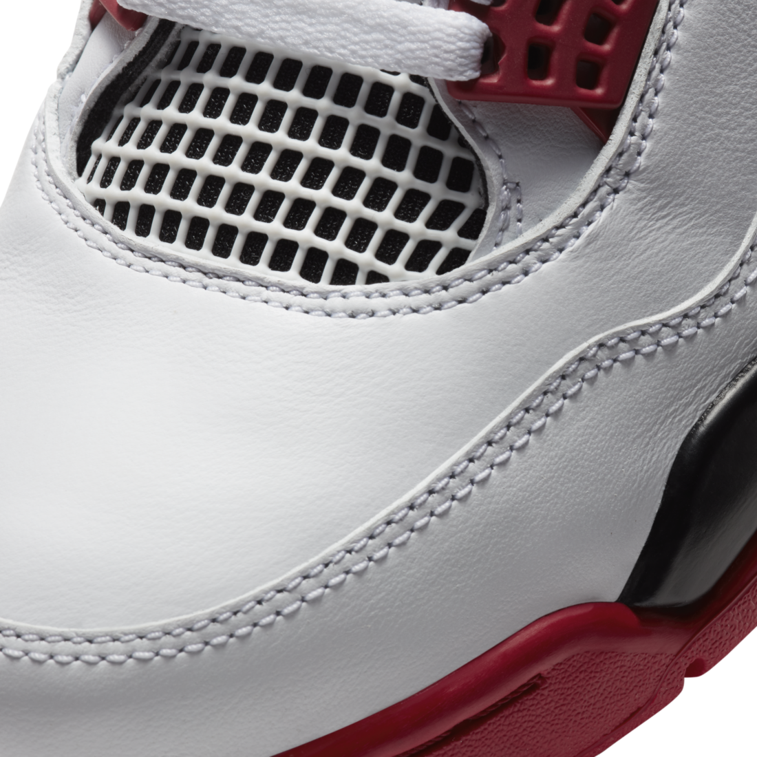 Jordan 4 Retro Fire Red (2020)