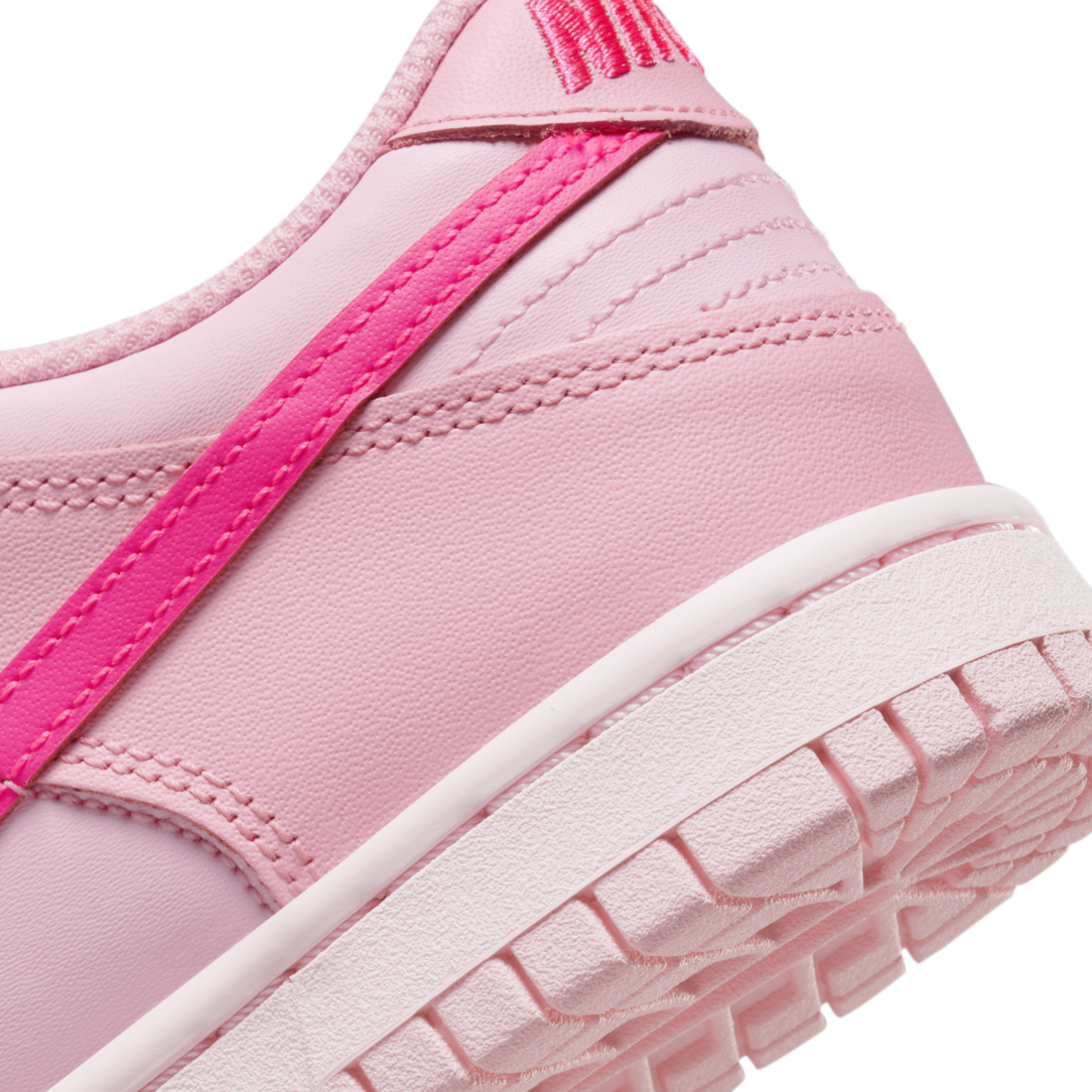 Nike Dunk Low Triple Pink GS