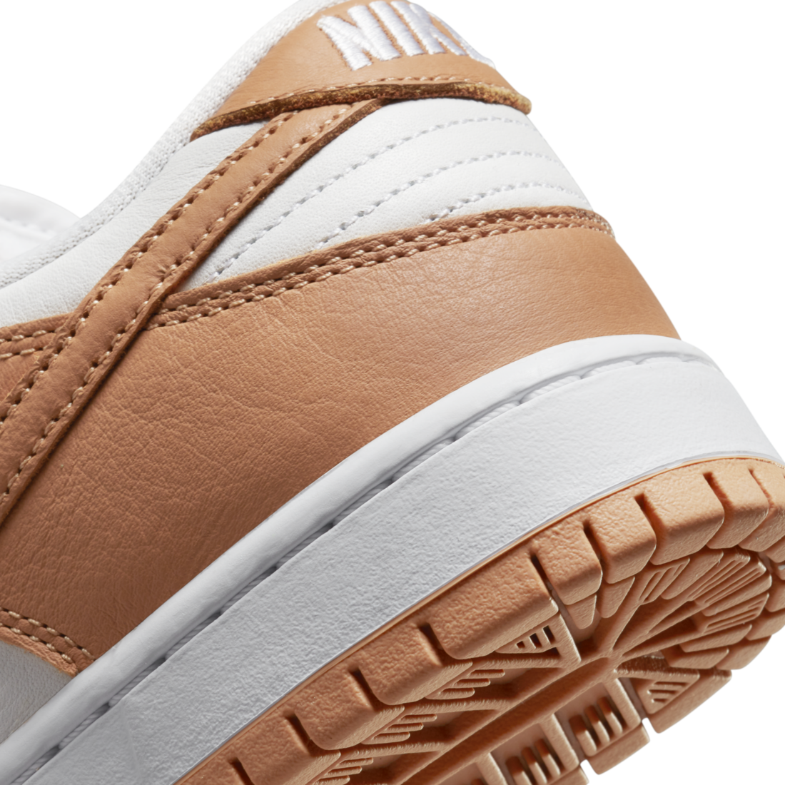 Nike SB Dunk Low Pro ISO Light Cognac