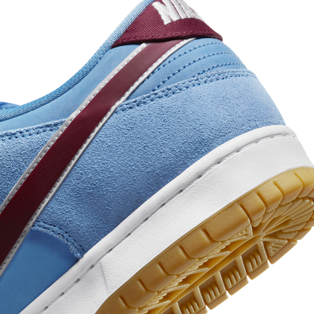 Nike SB Dunk Low Philadelphia Phillies