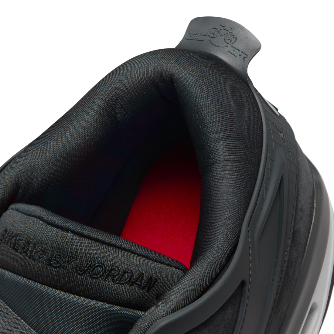 Jordan 4 RM SP Nigel Sylvester Driveway Grey