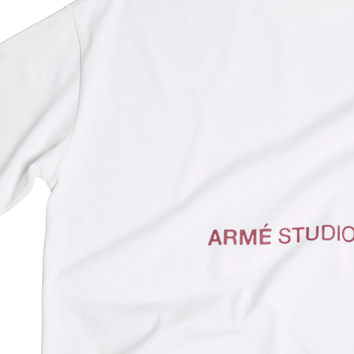 Armé Studios TRENCHES LOVE T-SHIRT