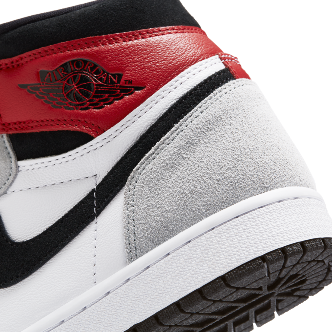 Air Jordan 1 Retro High Light Smoke Grey