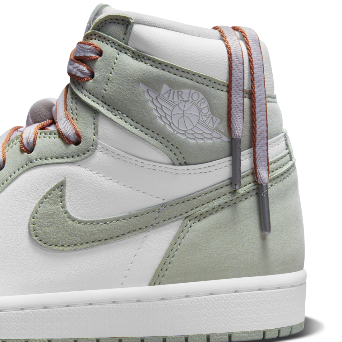 Air Jordan 1 Retro High OG Seafoam