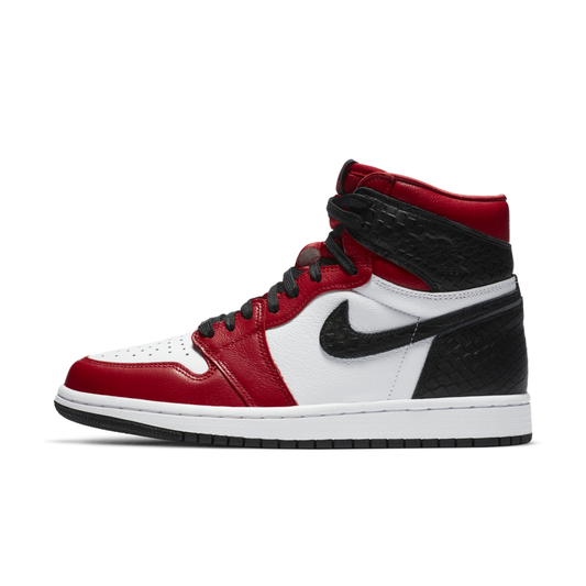 Air Jordan 1 Retro High Satin Snake Chicago