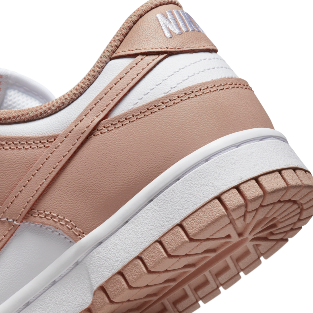 Nike Dunk Low Rose Whisper