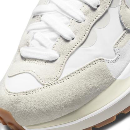 Nike Vaporwaffle sacai Sail Gum
