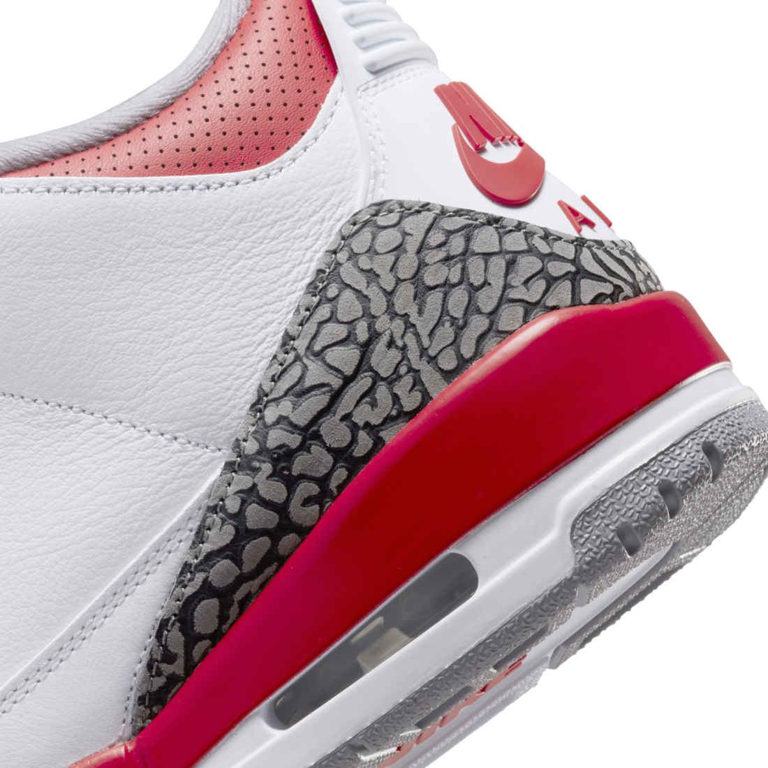 Air Jordan 3 Retro Fire Red (2022)