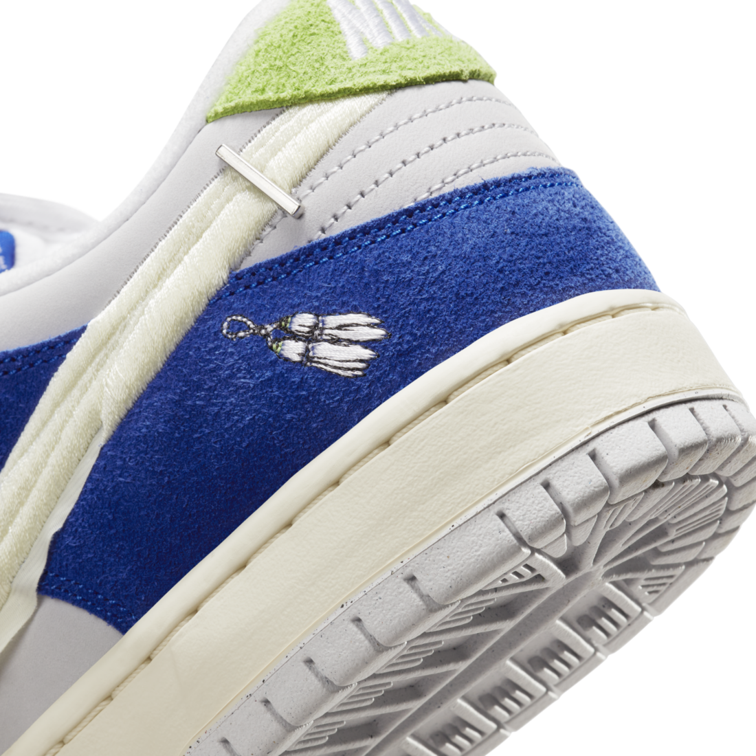 Nike SB Dunk Low Pro Fly Streetwear Gardenia