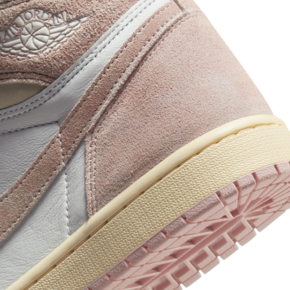 Air Jordan 1 Retro High OG Washed Pink