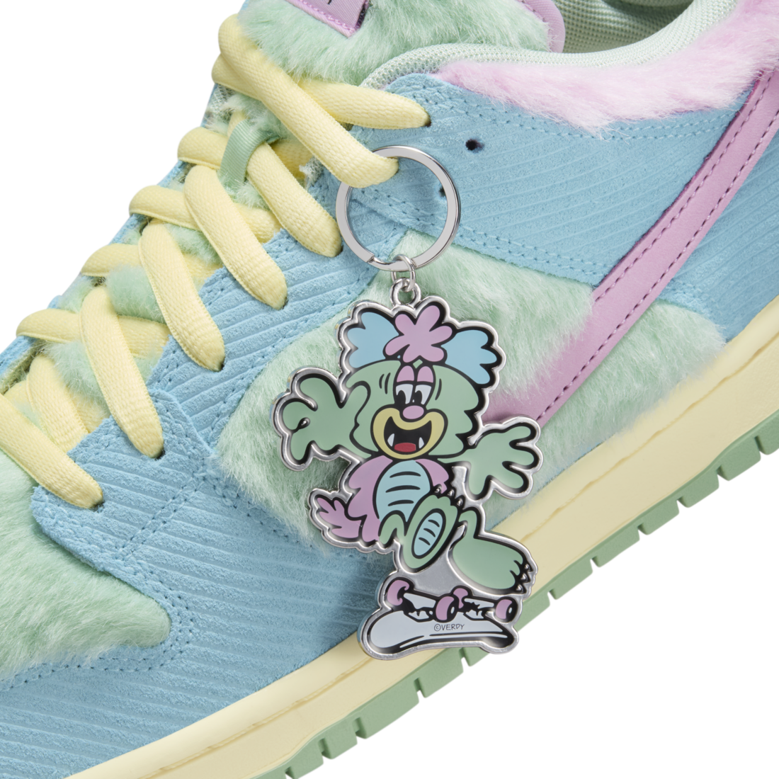 Nike SB Dunk Low Verdy Visty