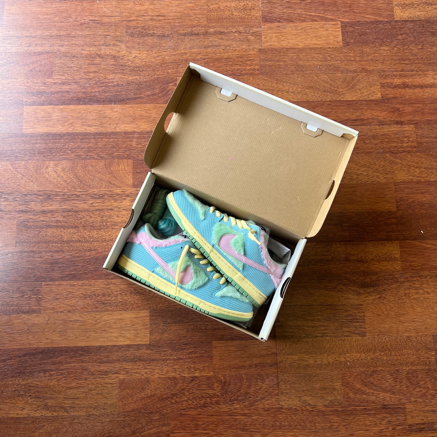 Nike SB Dunk Low Verdy Visty Taglia 42 (Usate)
