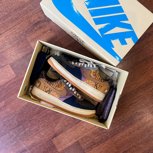 Jordan 4 Retro SP A Ma Maniére Violet Ore Size 42 (Used)