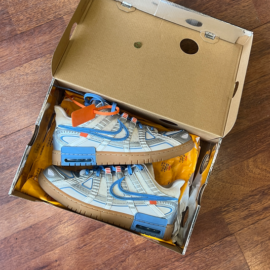 Jordan 4 Retro White Thunder Size 44 (Used)