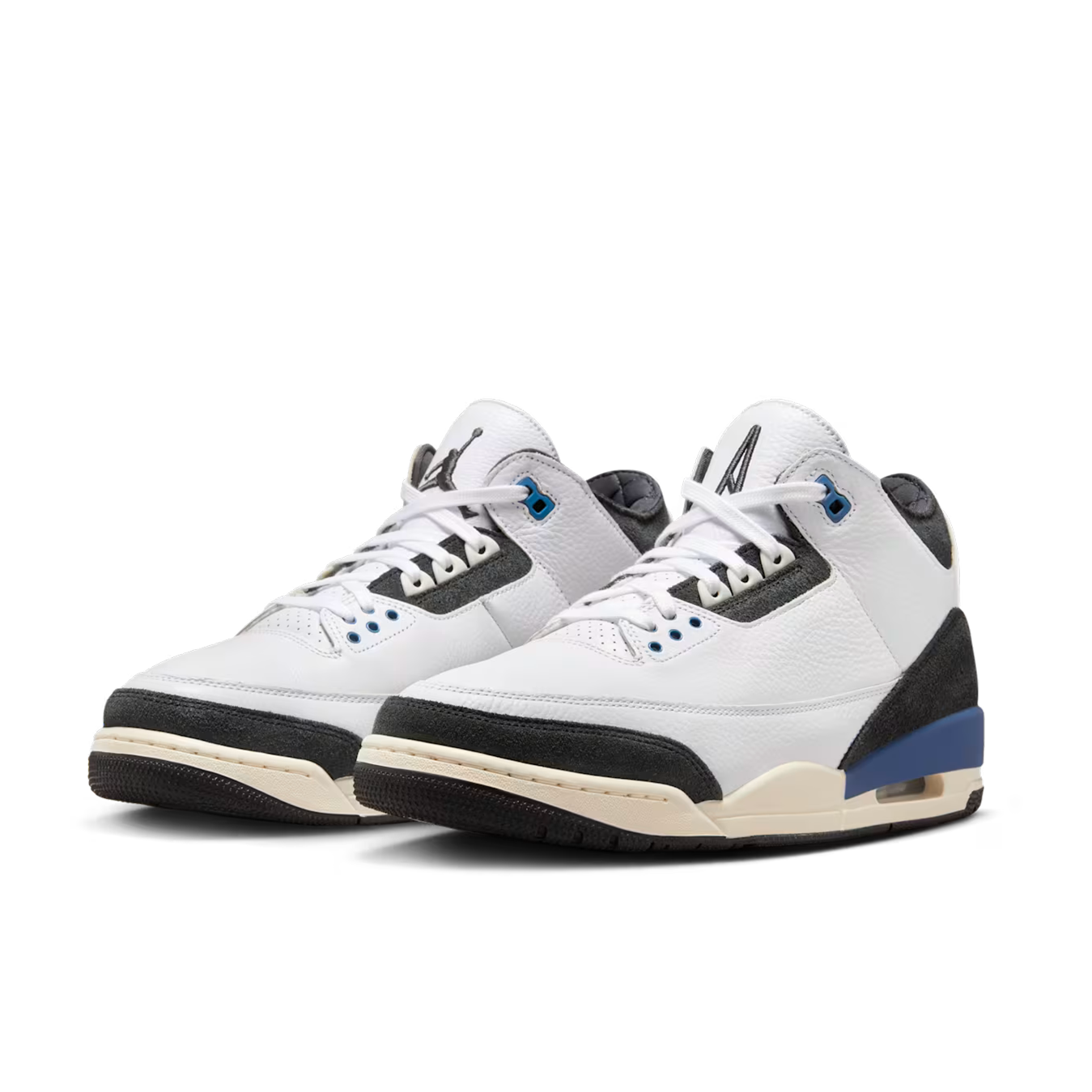 Air Jordan 3 Retro OG SP A Ma Maniére Diffused Blue