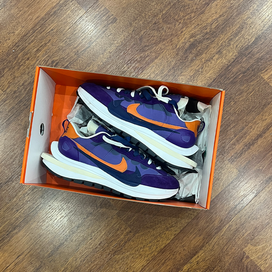 Nike Vaporwaffle sacai Dark Iris Taglia 42 (Usate)